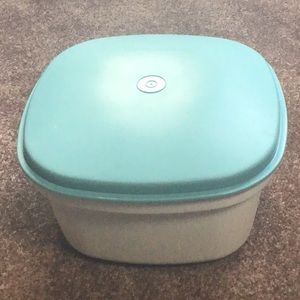 Tupperware microwave steamer